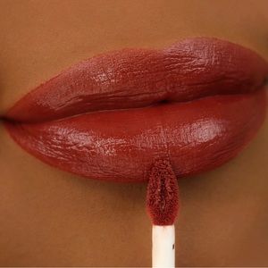 LA Girl Lip Mousse Velvet Lip Color - Unstoppable NEW 3 for $20